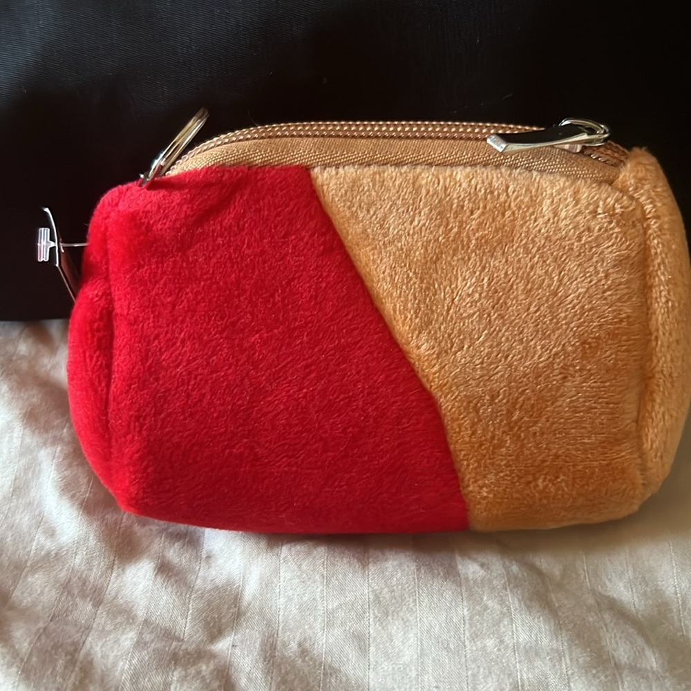 Canada Flag and Bear coin keychain purse - Picture 2 of 3